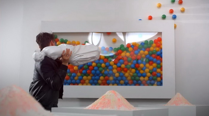 VIDEO: Počátky destrukce z období Suede