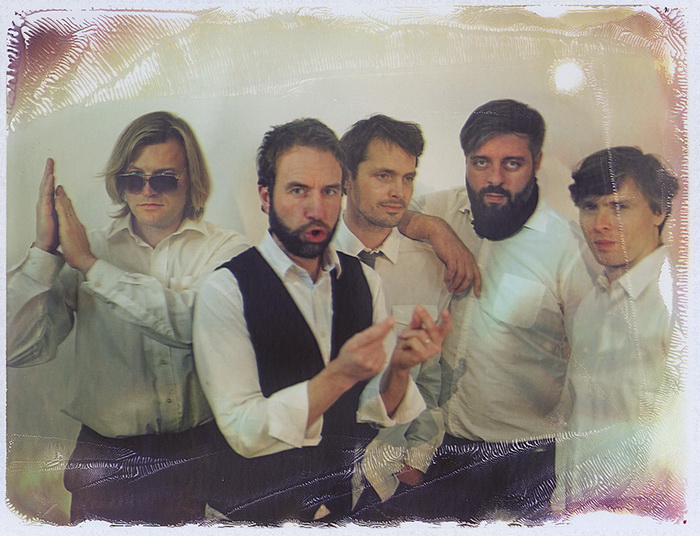 Milan Cais z Tata Bojs podporuje recyklaci. Pomozte mu vybrat Perfektní koš