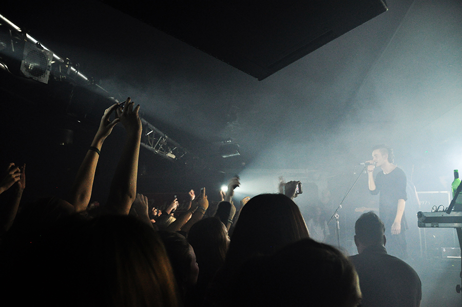 LIVE: The 1975 - vítězové letošního klubového podzimu