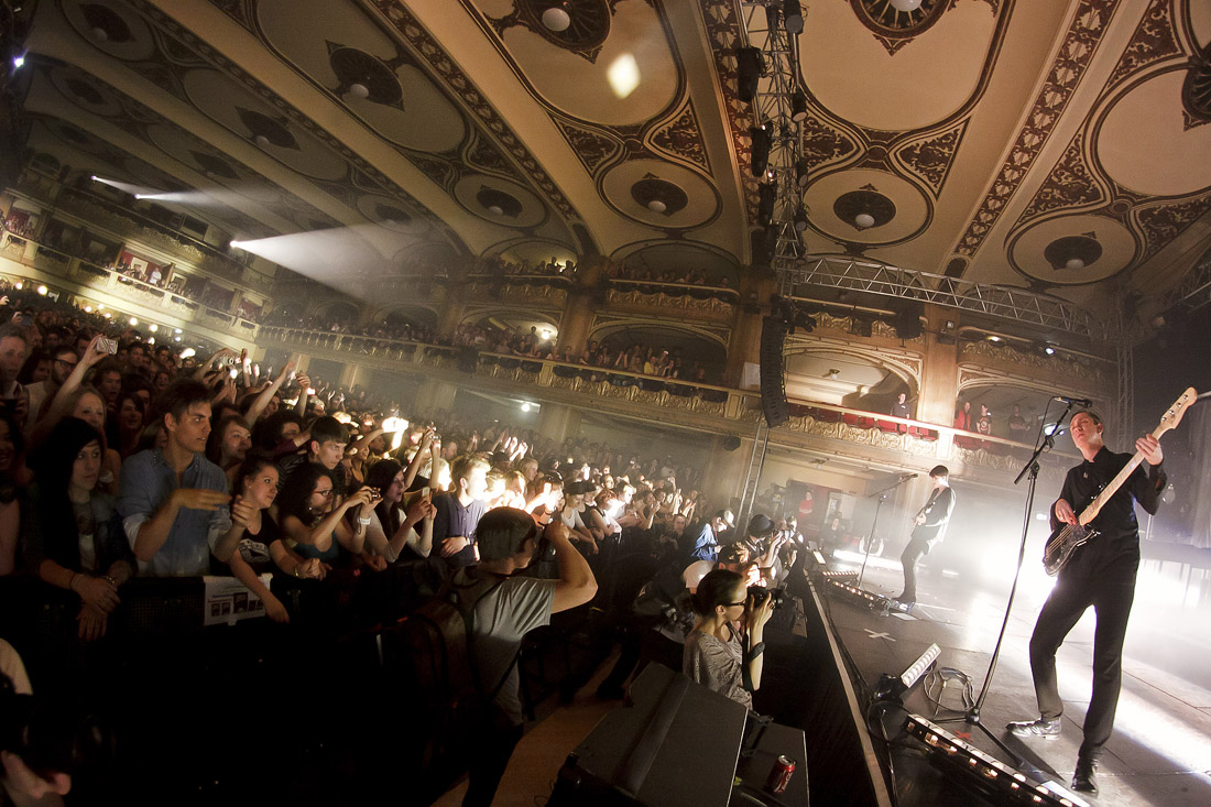 LIVE: The xx v Lucerně vylezli z šera na světlo