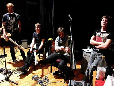 ROZJEZD: Tichonov - skromní Britové z Valašského Meziříčí