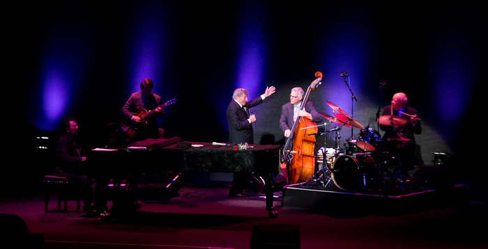 LIVE: Tony Bennett vrátil části publika mládí. Přivezl s sebou písně své generace