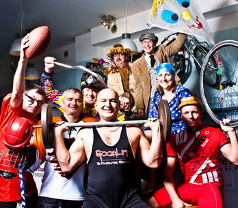 RECENZE: Třem sestrám i nadále stačí pípa a nějakej sál