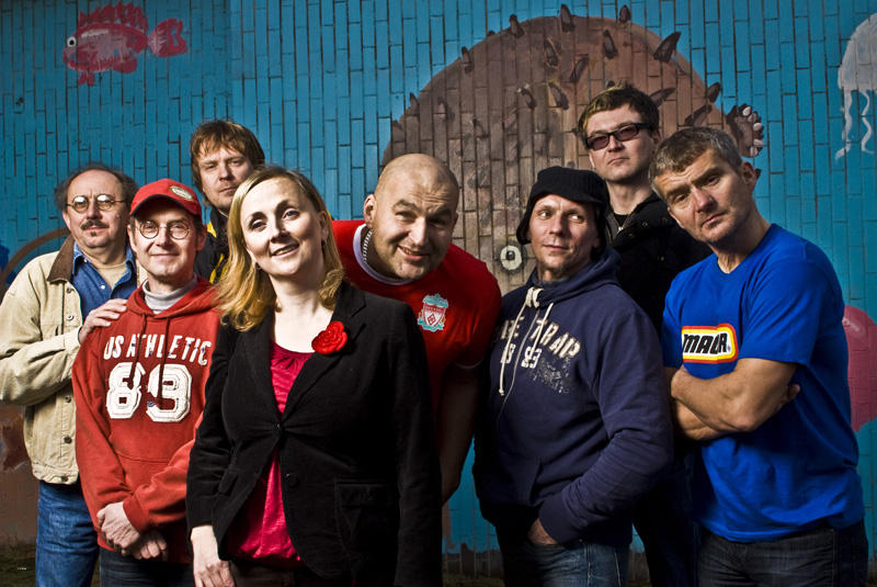 Líná huba, holý neštěstí, říkají Tři sestry. Natočí o tom album