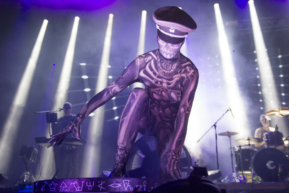 LIVE: Smrtka a červi - Vanessa si zkusila halový koncert