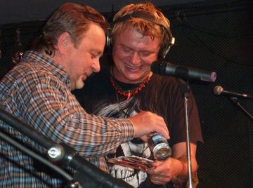 LIVE: Vilém Čok slavil padesátku nejen Živou vodou