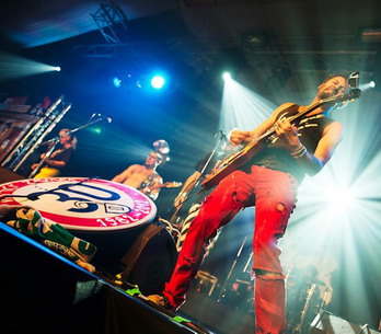 LIVE: Visací zámek slavil třicetiny a ukázal, co je známka punku