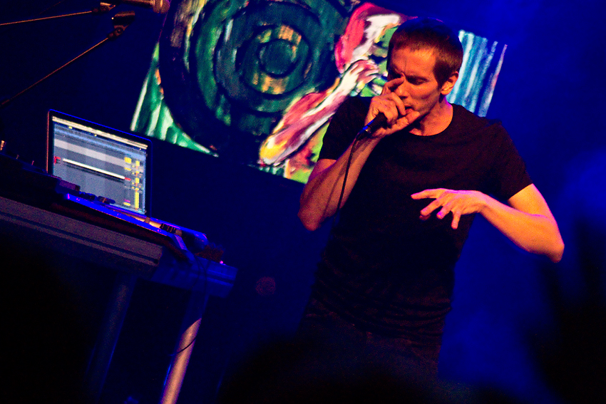 LIVE: WWW se spřáhli s bubeníkem a big bossem