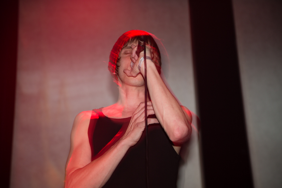 LIVE: Křest WWW v Roxy drtil v cukru kosti