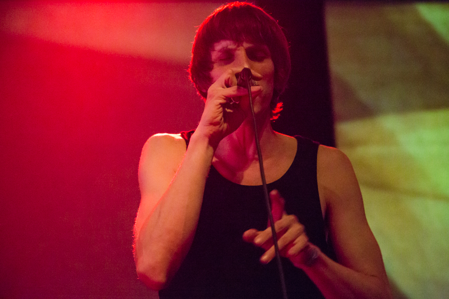 WWW krest Atomova vcela 20