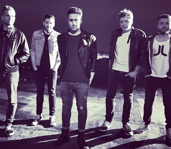 We On The Moon: Vyčítají nám, že zníme moc zahraničně