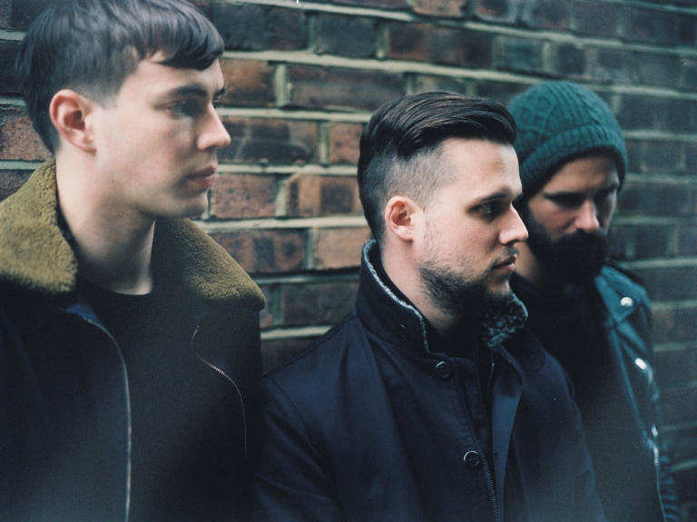 AUDIO: Rozchodová deprese White Lies