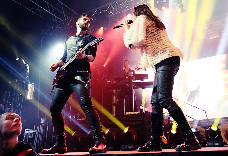 LIVE: Within Temptation naladili publikum v Praze do hororové nálady