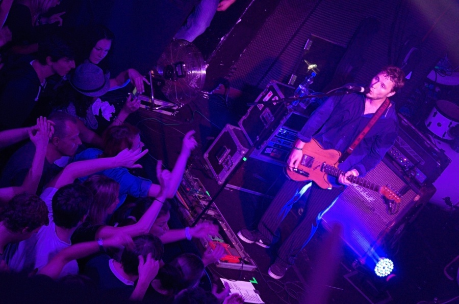 LIVE: Wohnout letos naposledy zapojili nástroje do elektřiny