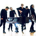 Lucie, UDG, Marpo nebo Boris Carloff vám přejí do nového roku