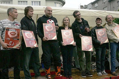 Tři sestry chtějí do Gunessovy knihy