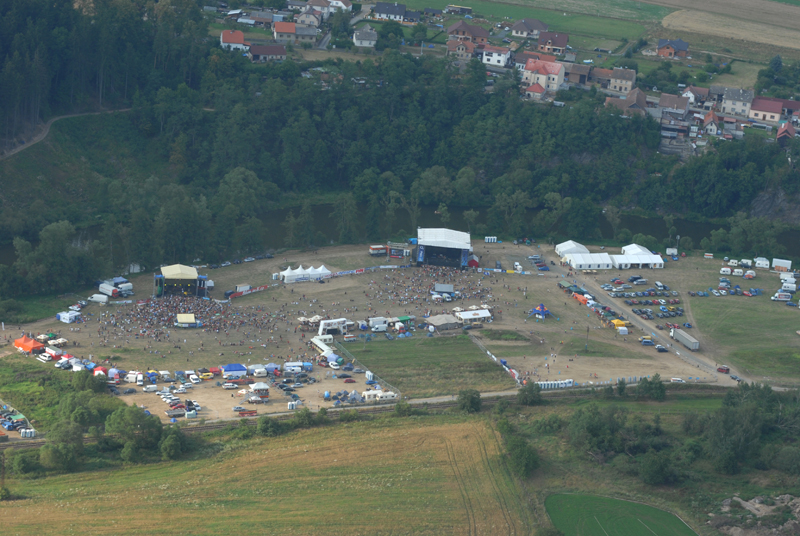 Sázavafest: jak se stavěl areál