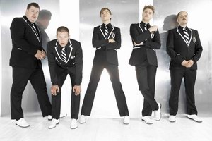 The Hives: Sensation Black & White