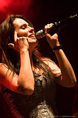 Within Temptation v Roxy