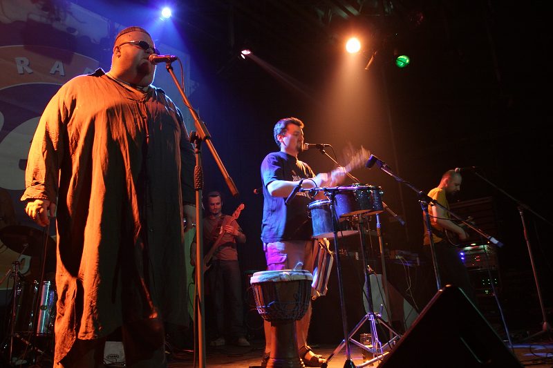 Ukopnutý palec s hudbou Čankišou