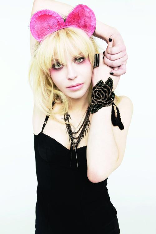 Courtney Love: rebelka je zpět!