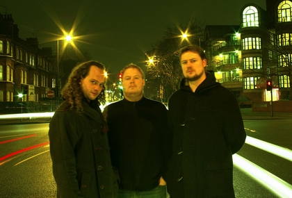 Někonečná hudba přiveze lahůdky