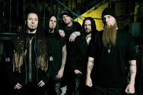 Korn oznámili své předkapely