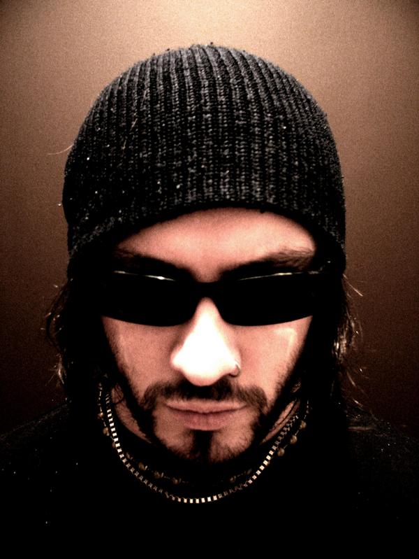 One Way Mirror potřebují hluk