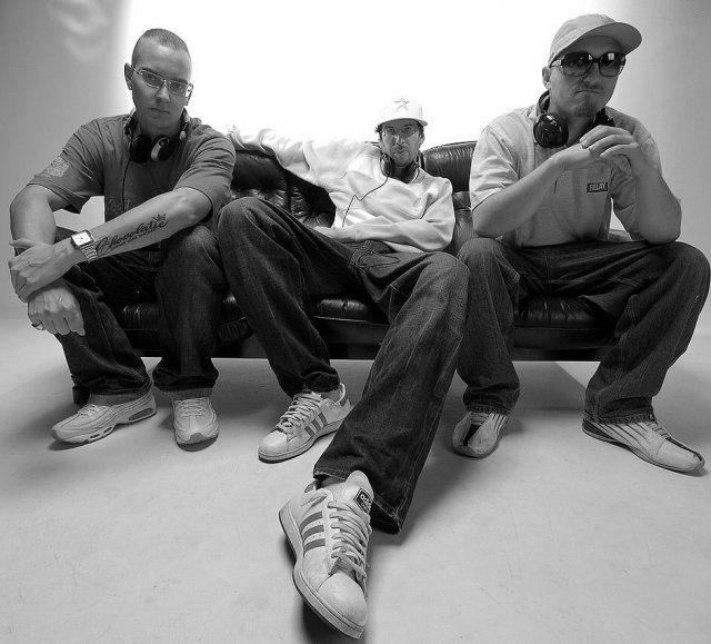 Illuzionists: ztraceni v mobilech