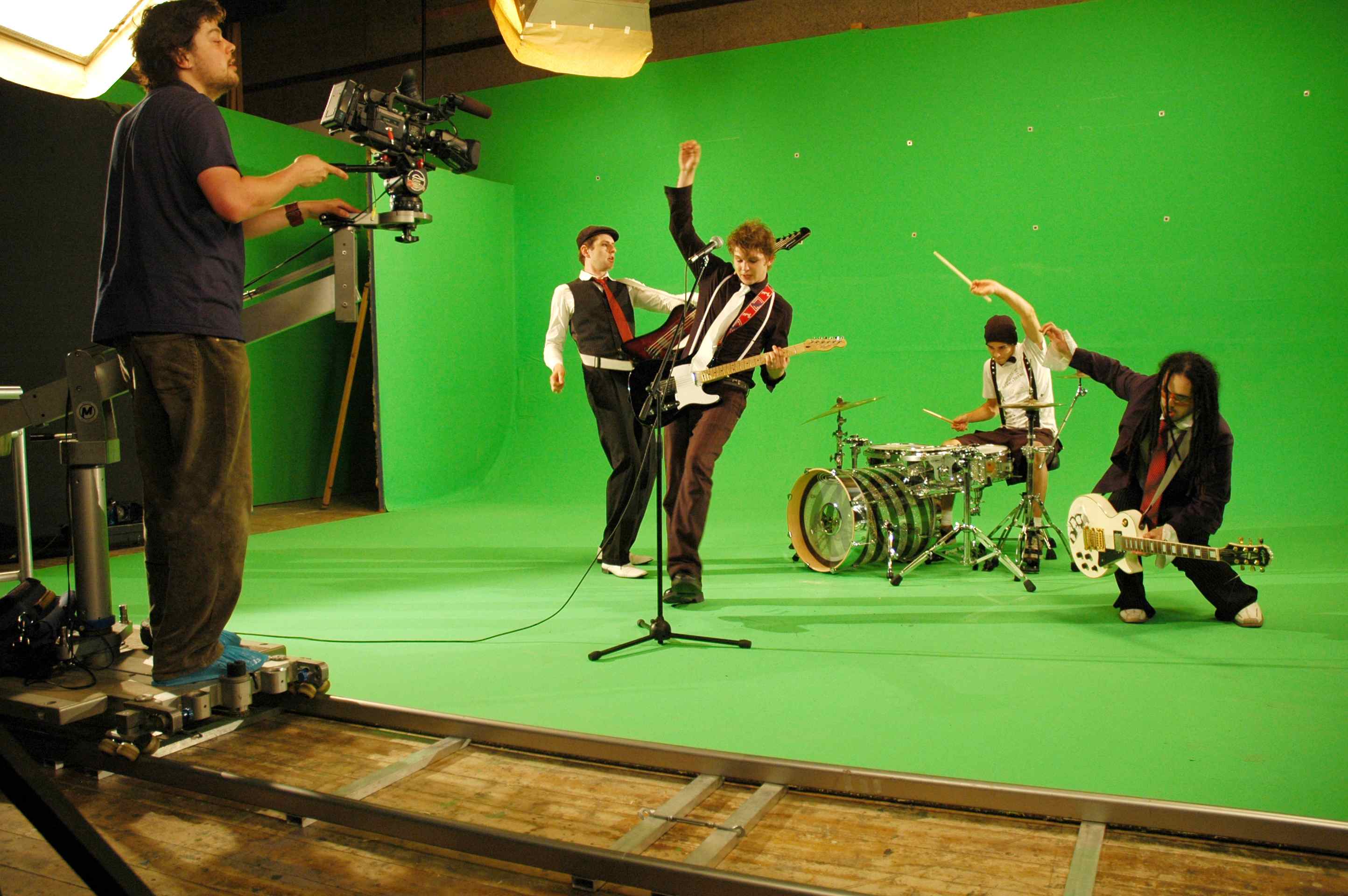 Mandrage hledají ženu v ateliérech