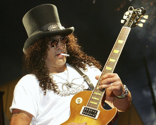 Slash vydá v dubnu sólový debut