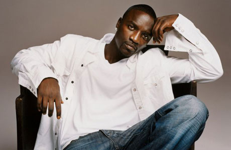 Koncert Akona se blíží