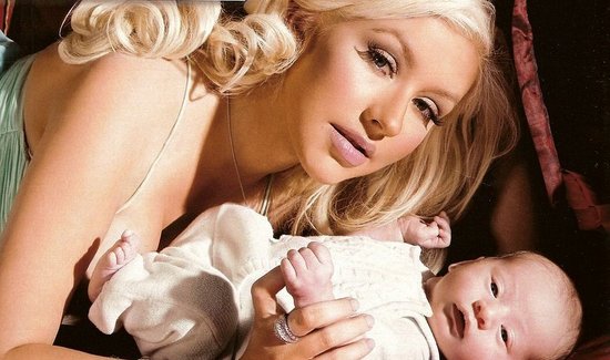 Aguilera: místo mateřské točí desku