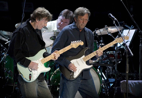 Clapton a Winwood oprašují klasiky