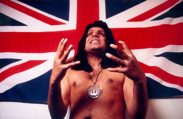 Fun-da-mental rozduní Prahu