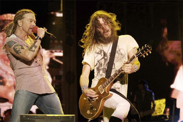 Guns N' Roses na turné nevyrazí