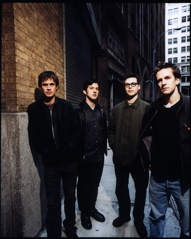 Girls Against Boys vystoupí v Praze