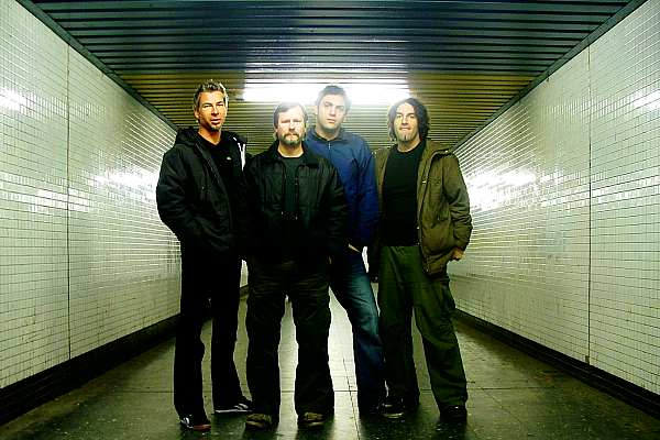 Basák Faith No More na českém turné