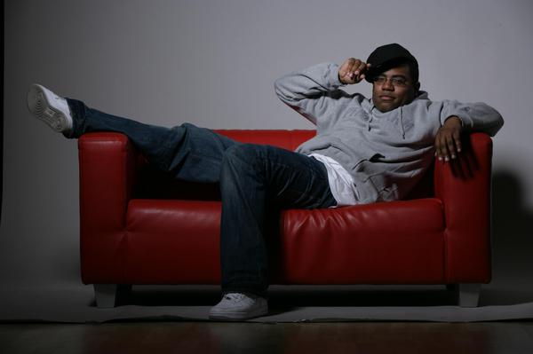 Nironic nelení a točí druhou desku