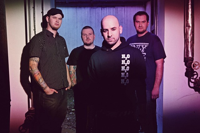 Plus mínus zahrají pro psí útulky