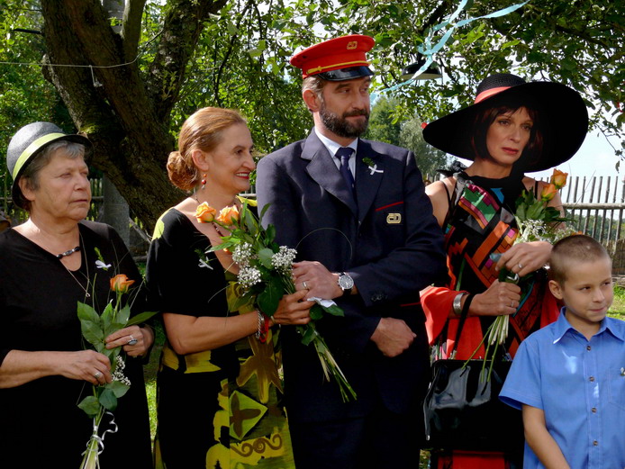 Taková normální rodinka je zpět