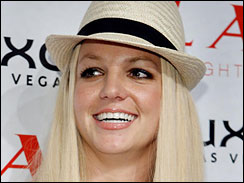 Britney Spears pracuje na desce