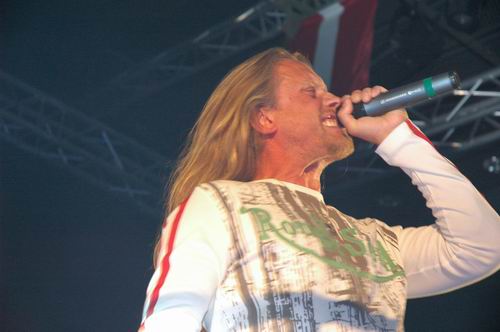 Kamil Střihavka vede Leaders!