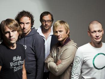 Support Lesbiens hledají bubeníka