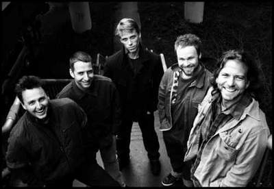 Pearl Jam a The Cure chystají DVD