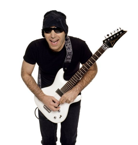 Joe Satriani se inspiroval AC/DC